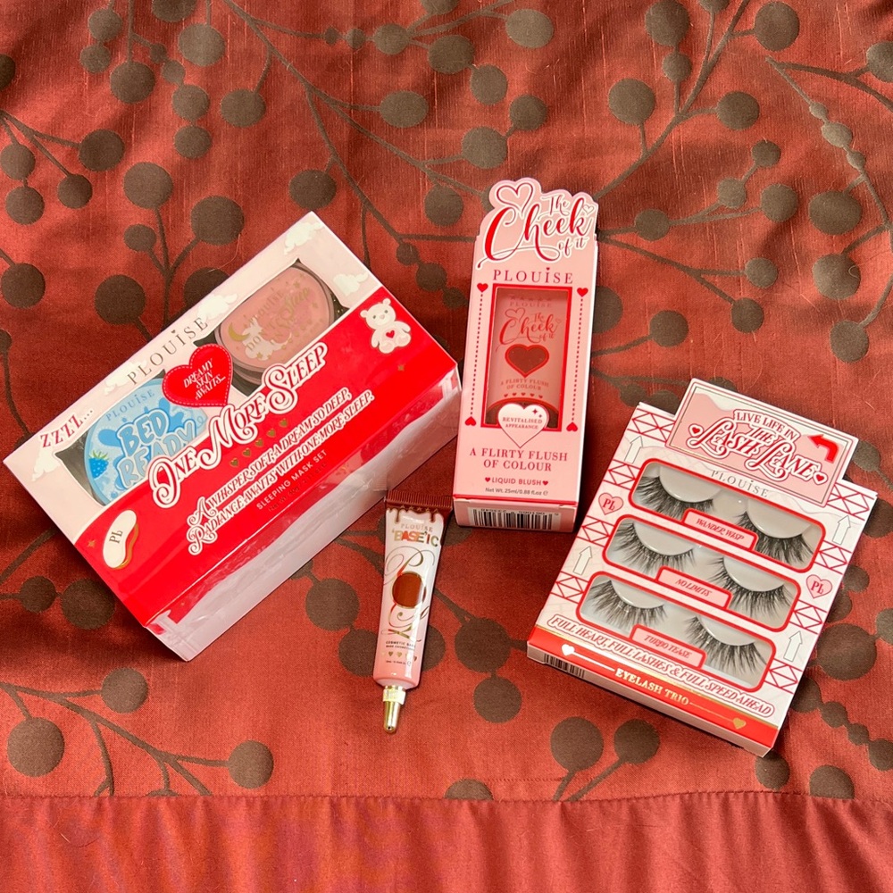 P. Louise Tender Touch Blush, Brown Eye Shadow Base, Sleep Mask Set & Lash Set